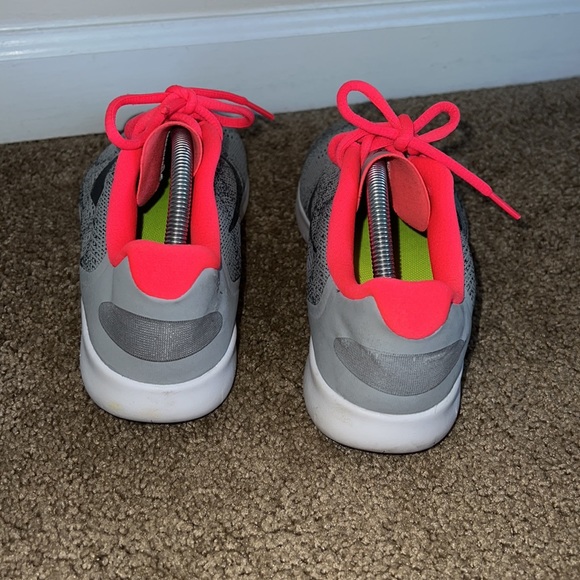Nike Free Run 6.5Y 8-8.5 Women - Picture 3 of 7